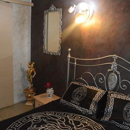 B&B Sotto Gli Archi Katanya Dış mekan fotoğraf